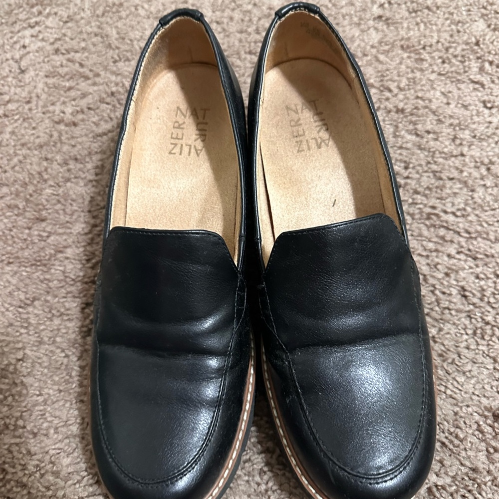 Naturalizer Black Leather Loafers